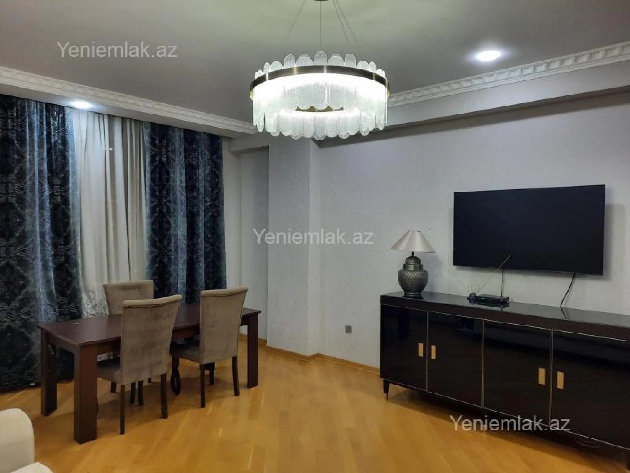 Satılır 3 otaqlı yeni tikili 138 m²