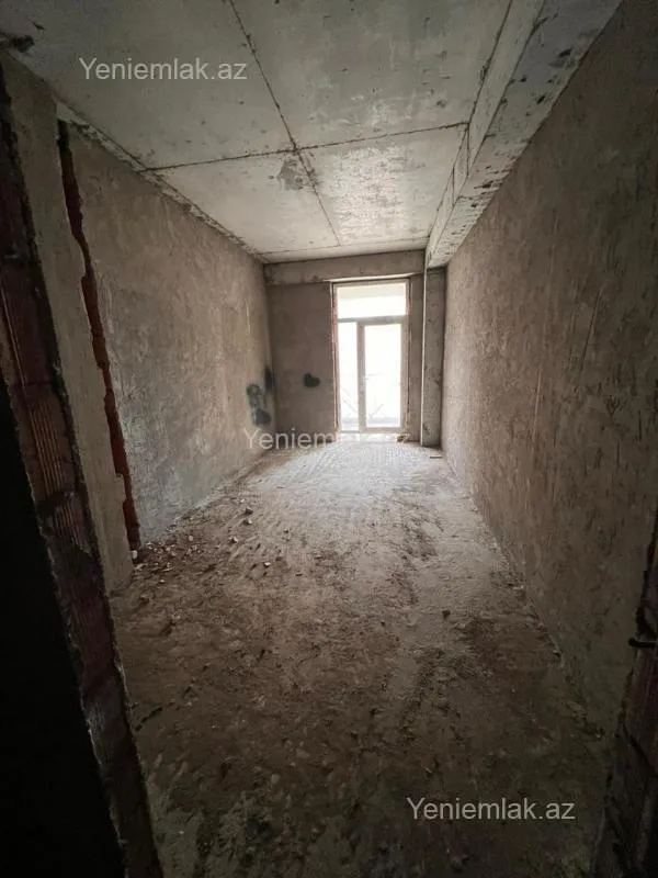 Satılır 4 otaqlı yeni tikili 160 m²