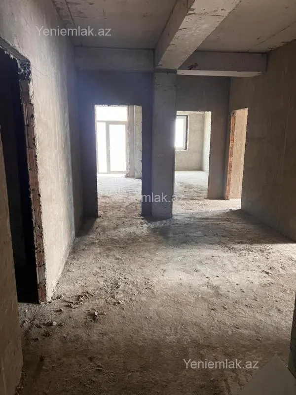 Satılır 4 otaqlı yeni tikili 160 m²