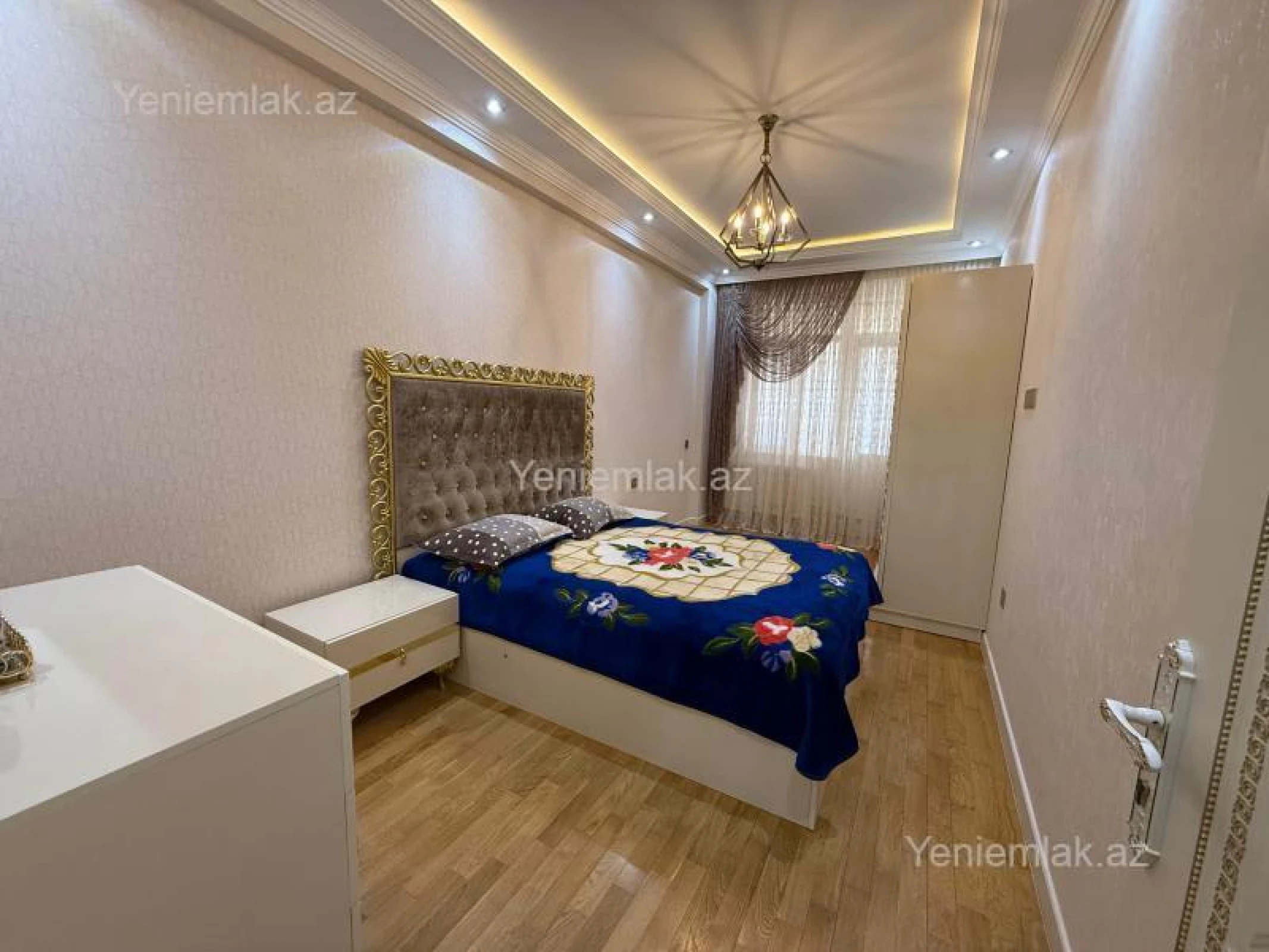 Satılır 5 otaqlı yeni tikili 213 m²