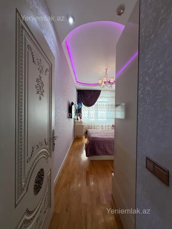 Satılır 5 otaqlı yeni tikili 213 m²