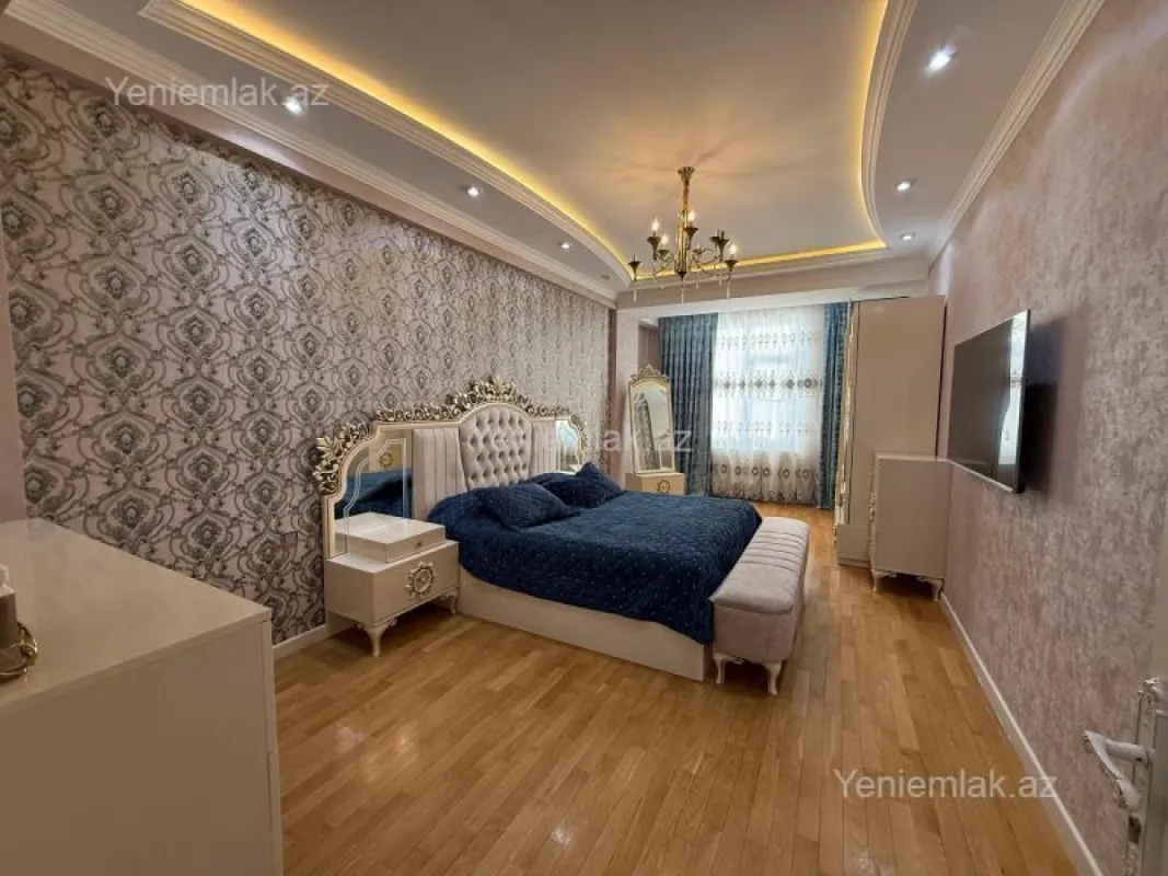Satılır 5 otaqlı yeni tikili 213 m²