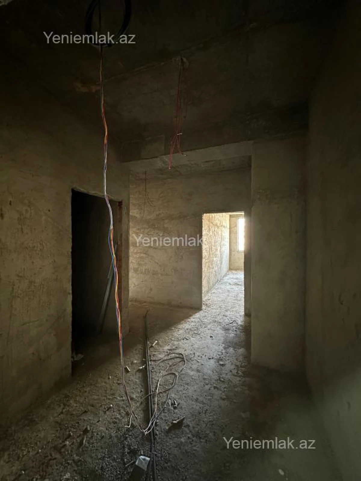 Satılır 2 otaqlı yeni tikili 88 m²