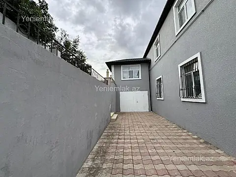 Satılır 6 otaqlı həyət evi 200 m²