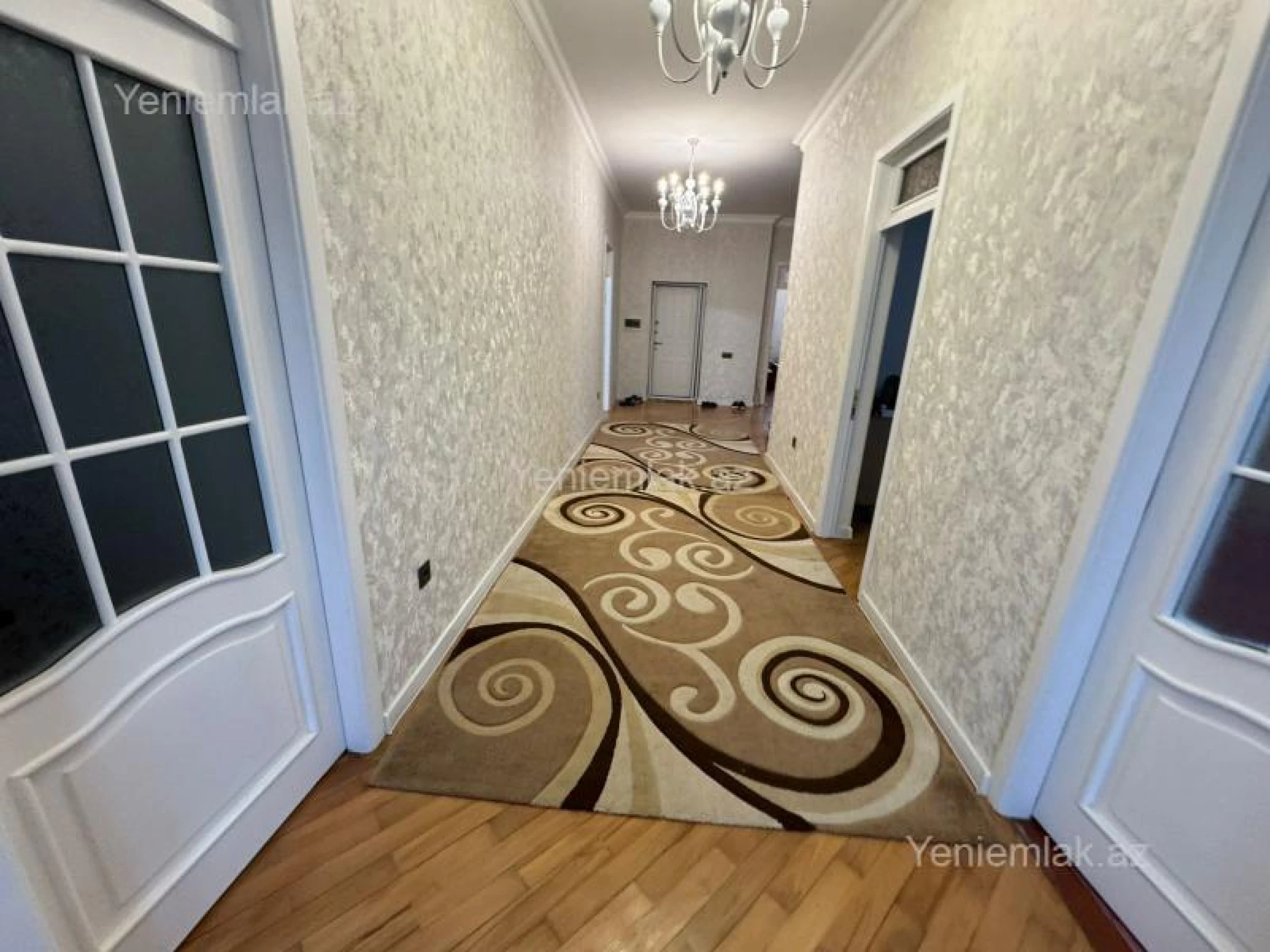 Satılır 6 otaqlı həyət evi 200 m²