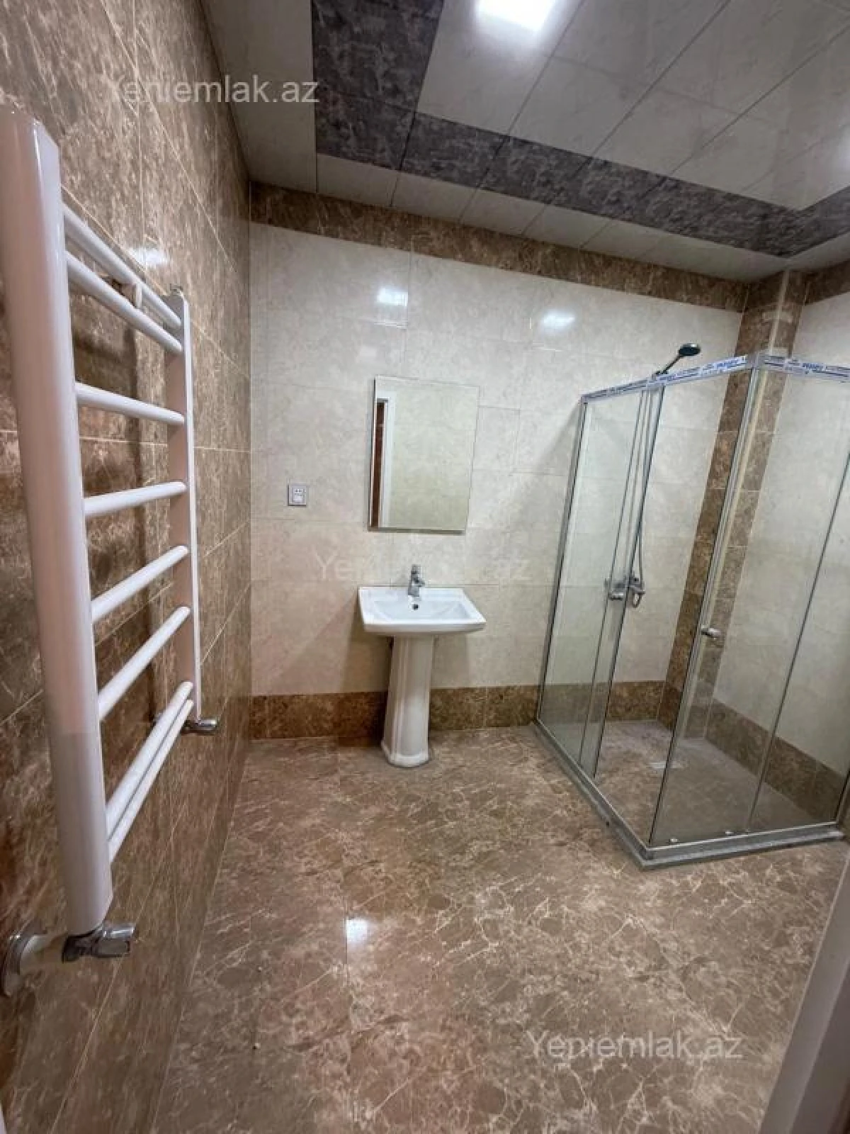 Satılır 2 otaqlı yeni tikili 64 m²