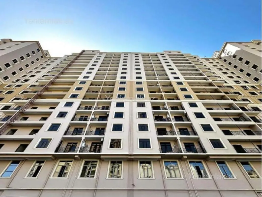 Satılır 2 otaqlı yeni tikili 106 m²