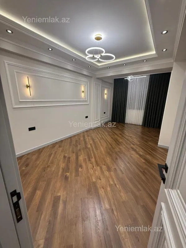 Satılır 3 otaqlı yeni tikili 84 m²