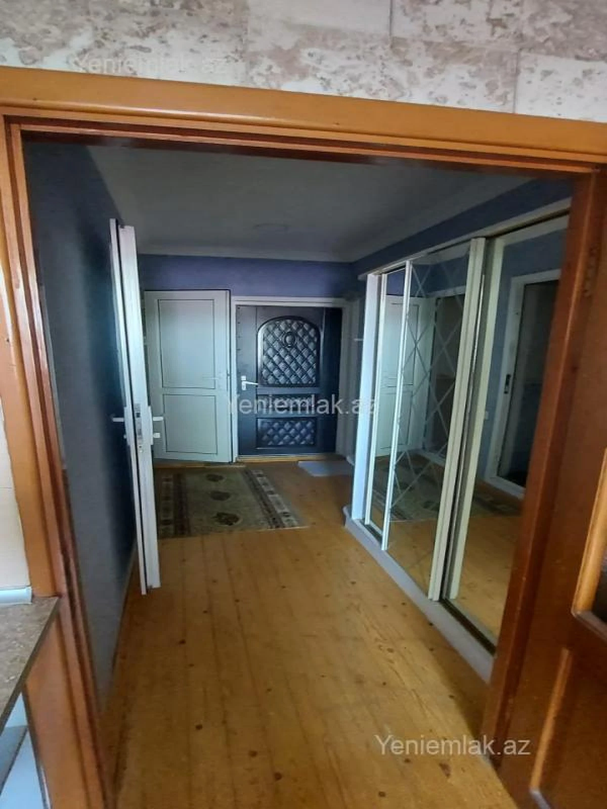 Satılır 2 otaqlı köhnə tikili 52 m²