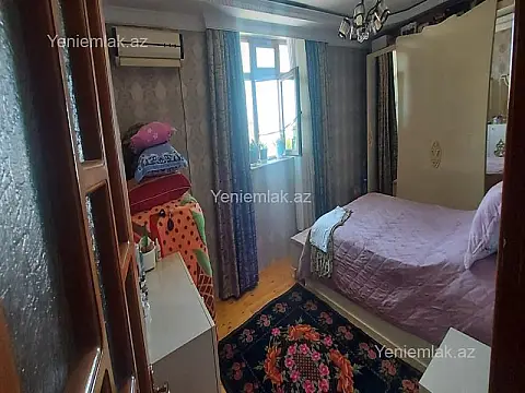 Satılır 2 otaqlı köhnə tikili 52 m²