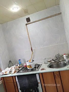 Satılır 2 otaqlı köhnə tikili 50 m²