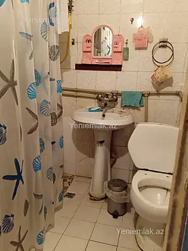 Satılır 2 otaqlı köhnə tikili 50 m²