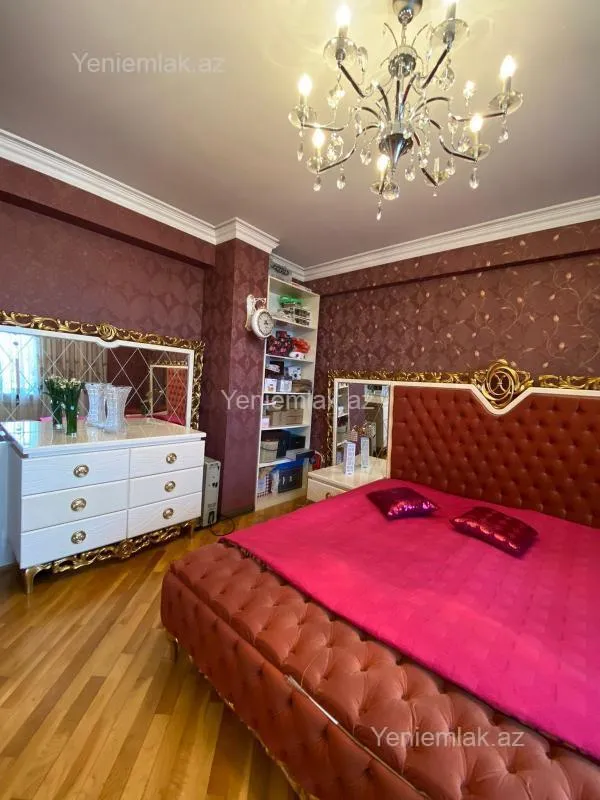 Satılır 4 otaqlı yeni tikili 140 m²
