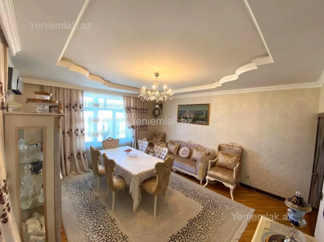 Satılır 4 otaqlı yeni tikili 140 m²