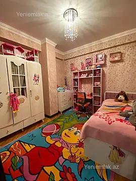 Satılır 4 otaqlı yeni tikili 140 m²