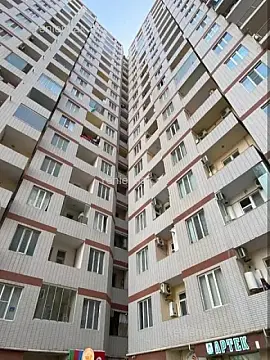 Satılır 3 otaqlı yeni tikili 130 m²