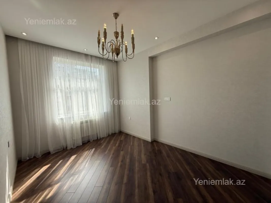 Satılır 3 otaqlı yeni tikili 105 m²