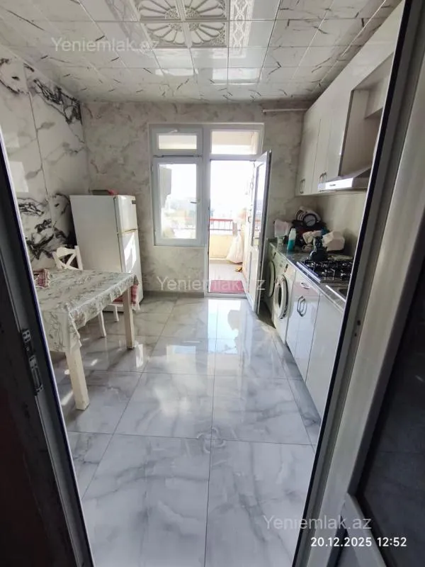 Satılır 5 otaqlı köhnə tikili 120 m²