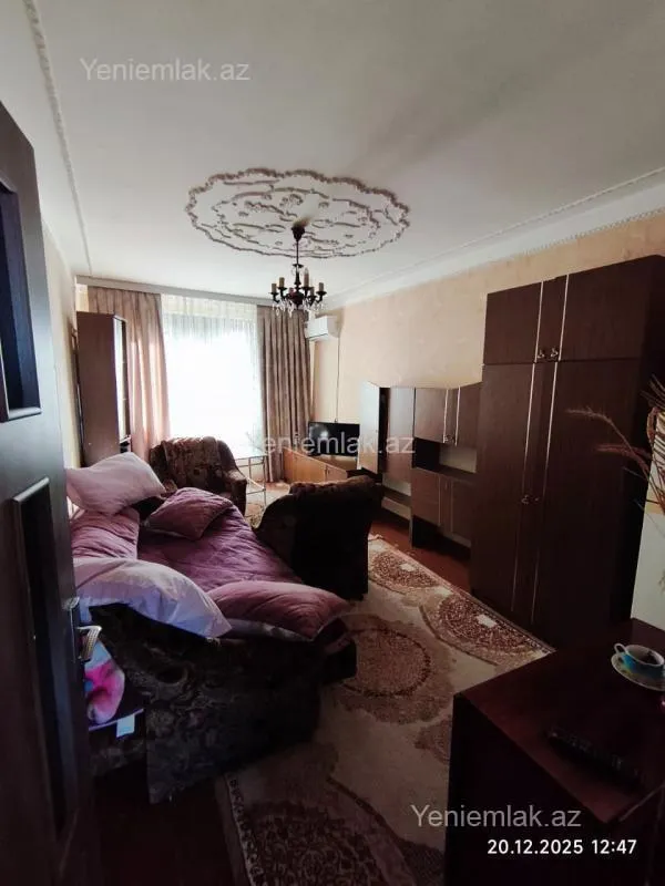 Satılır 5 otaqlı köhnə tikili 120 m²