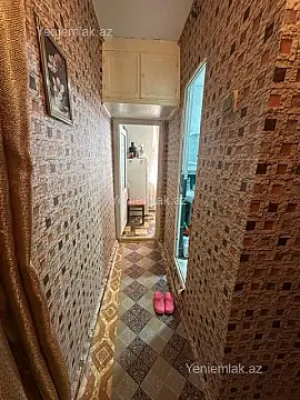 Satılır 1 otaqlı köhnə tikili 38 m²