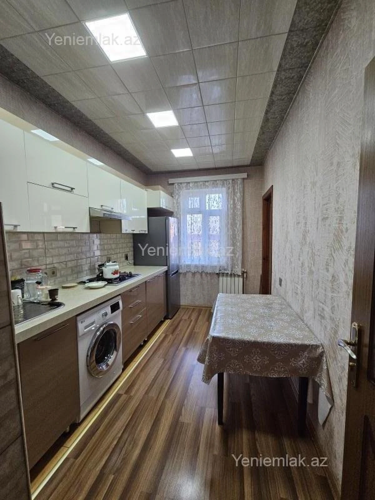 Satılır 3 otaqlı köhnə tikili 70 m²