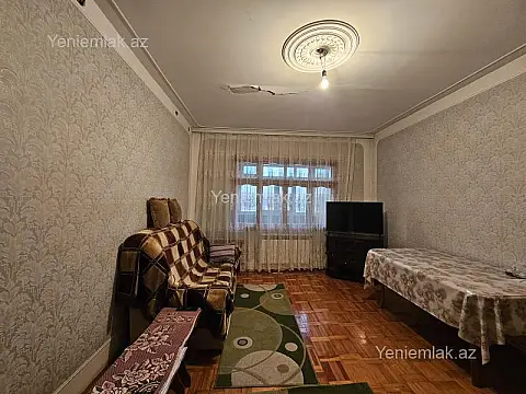 Satılır 3 otaqlı köhnə tikili 70 m²