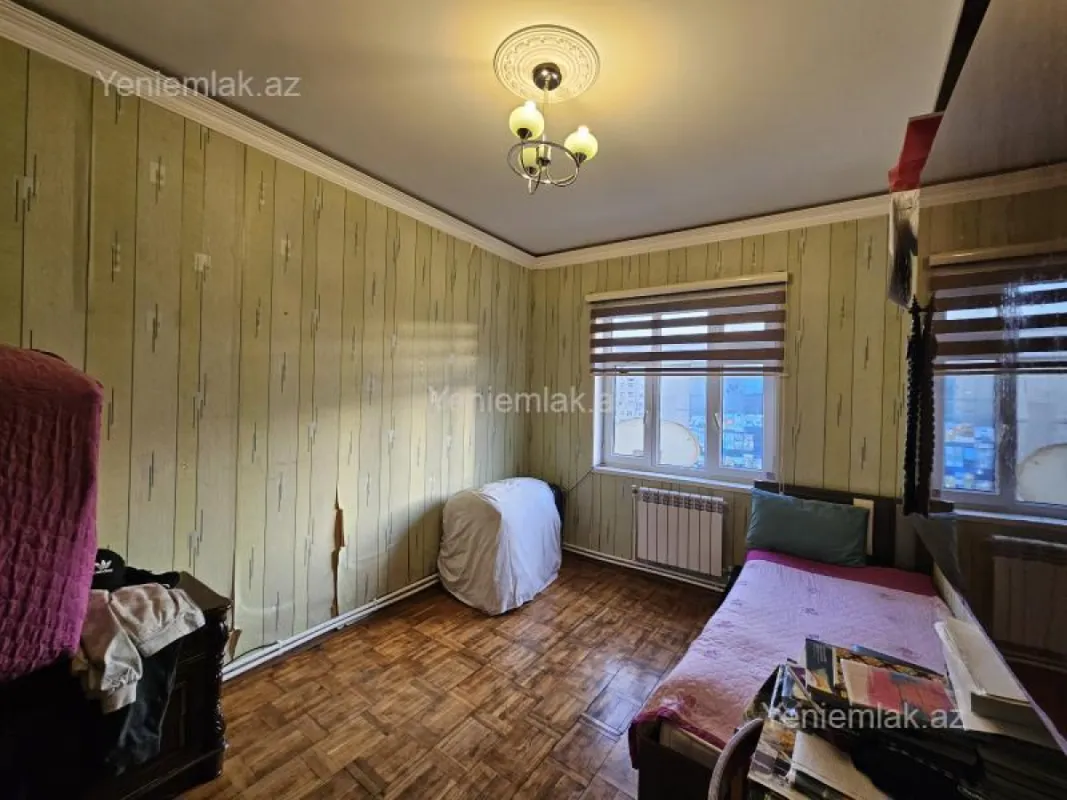 Satılır 3 otaqlı köhnə tikili 70 m²