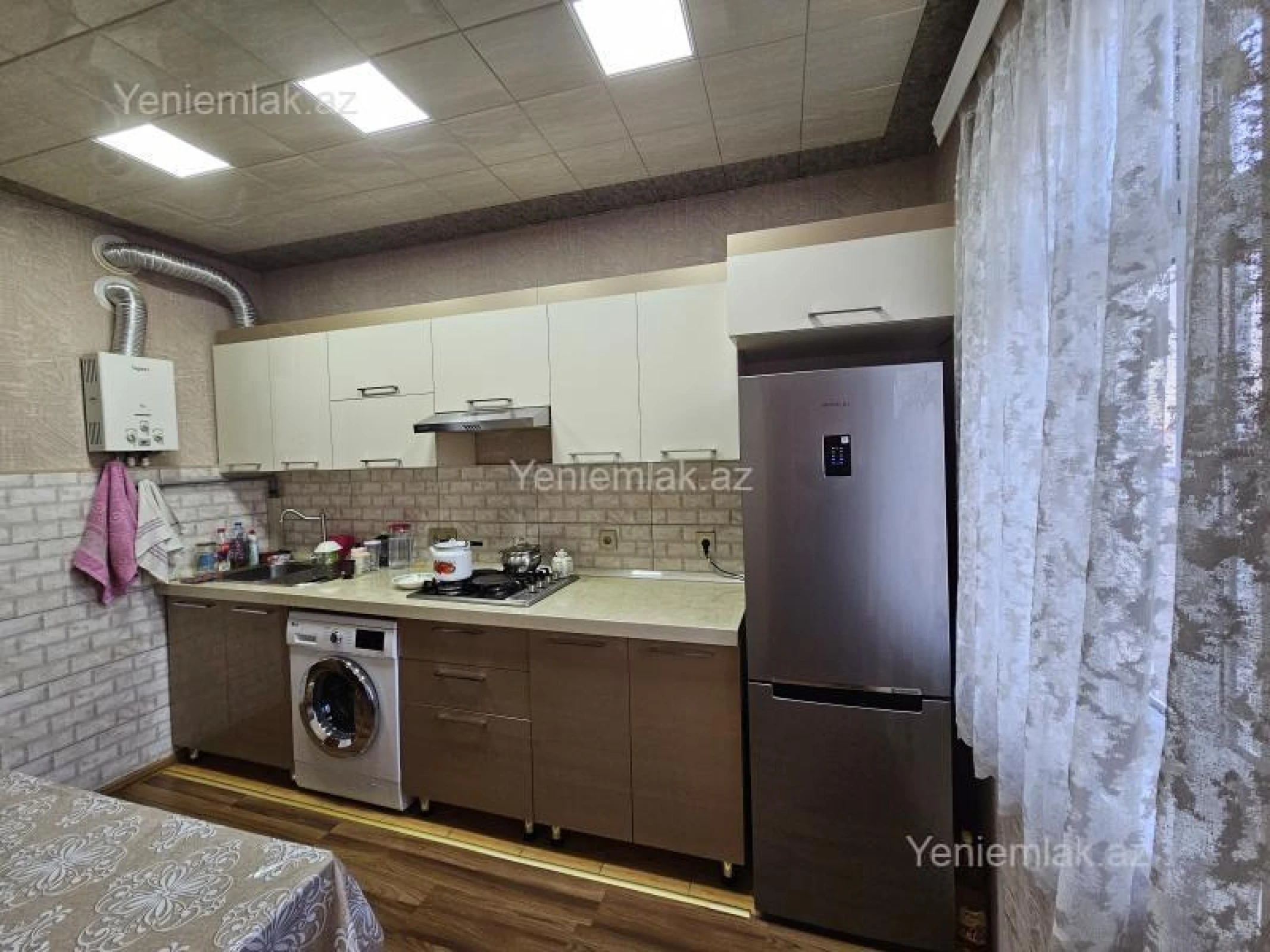 Satılır 3 otaqlı köhnə tikili 70 m²