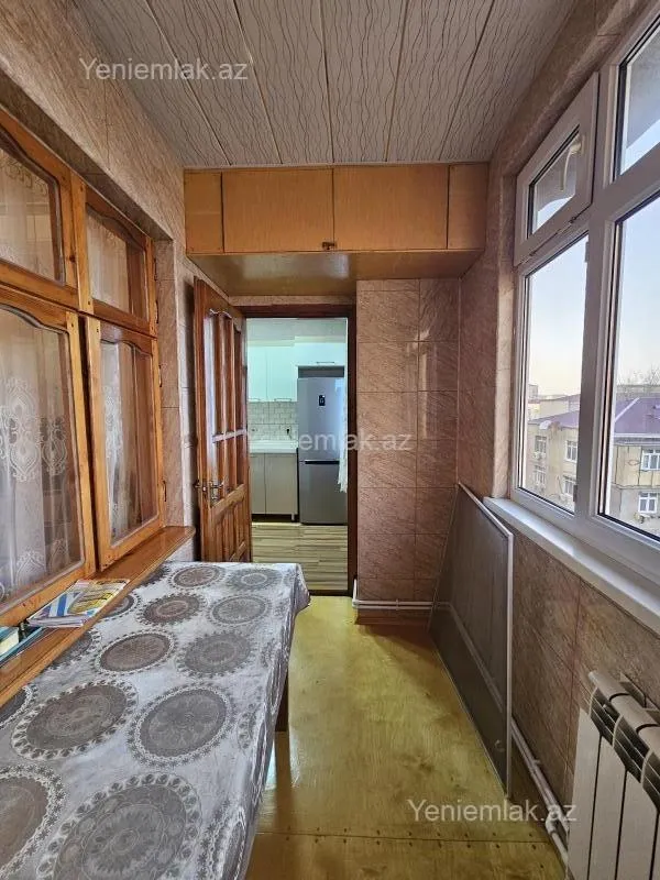 Satılır 3 otaqlı köhnə tikili 70 m²