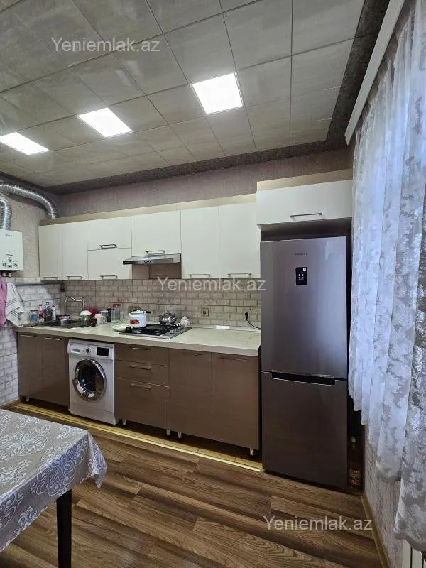 Satılır 3 otaqlı köhnə tikili 70 m²
