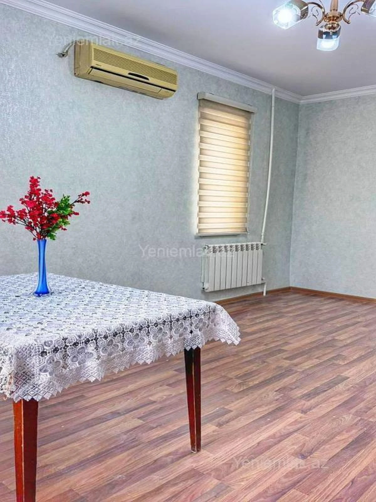 Satılır 2 otaqlı köhnə tikili 50 m²