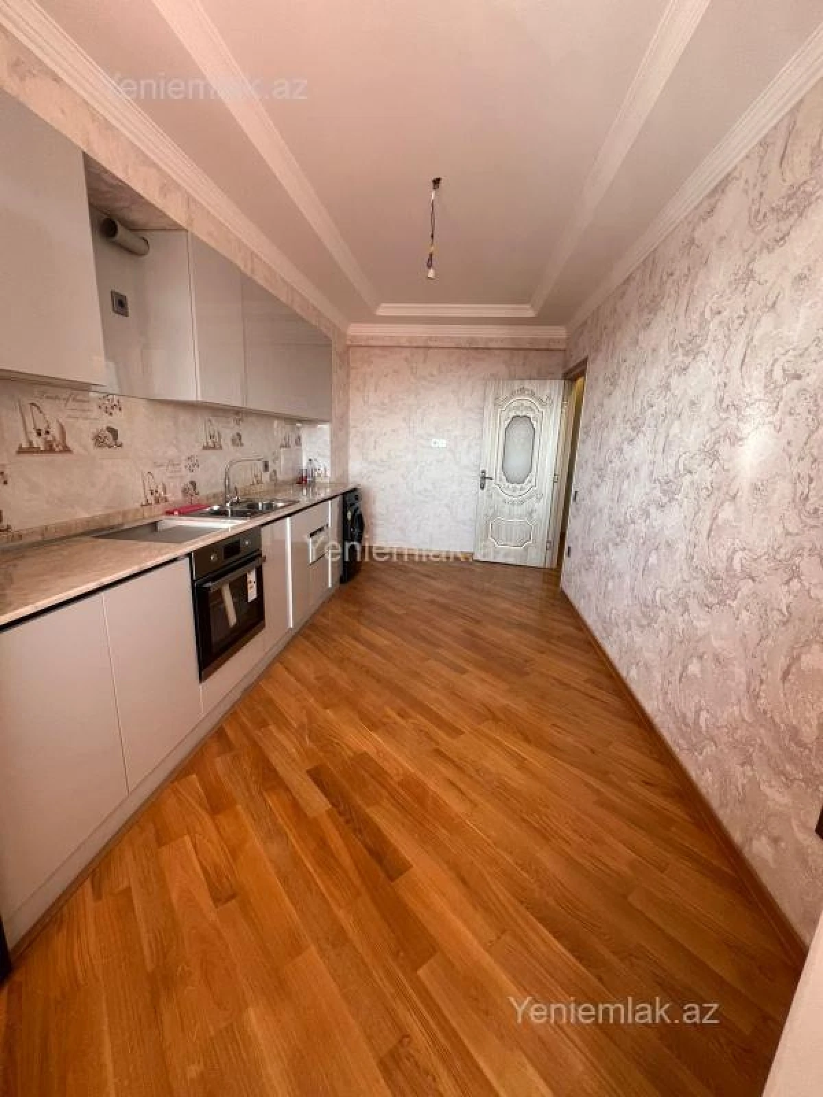 Satılır 3 otaqlı yeni tikili 140 m²