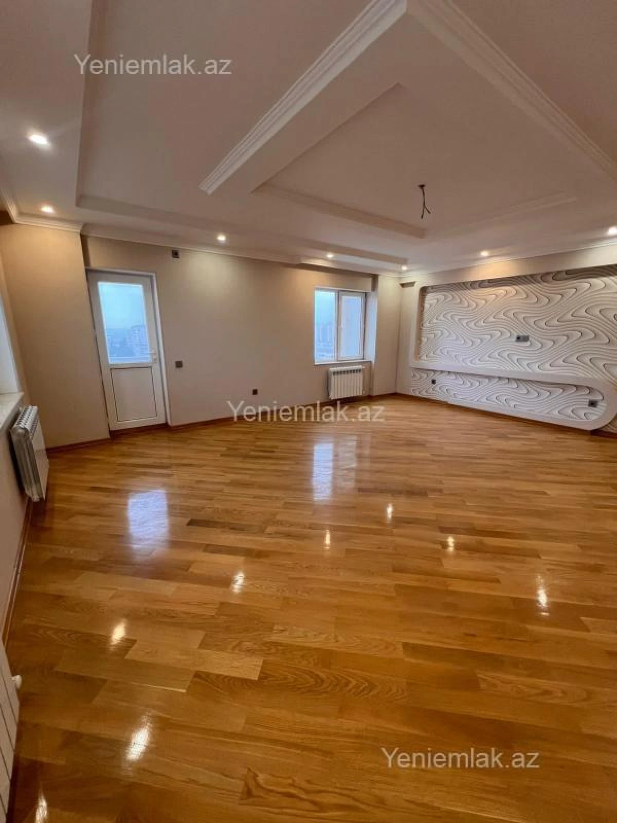 Satılır 3 otaqlı yeni tikili 140 m²