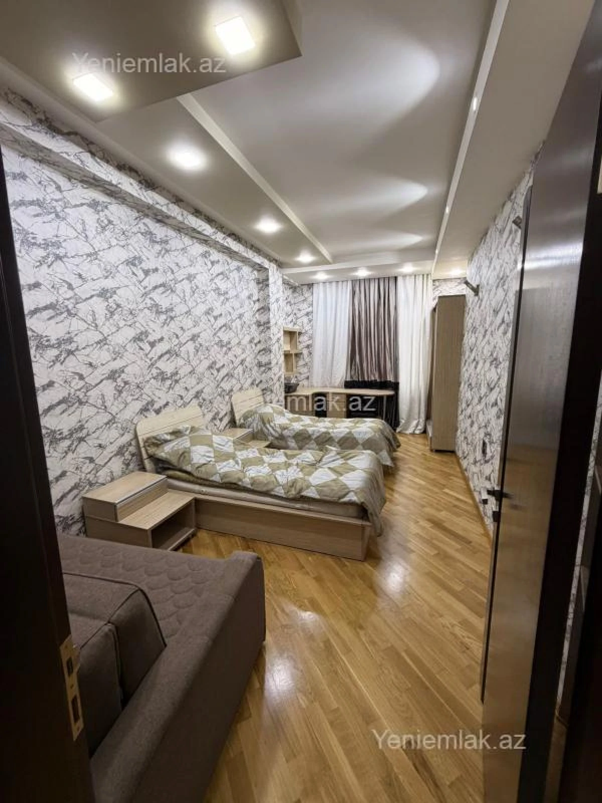 Satılır 3 otaqlı yeni tikili 120 m²