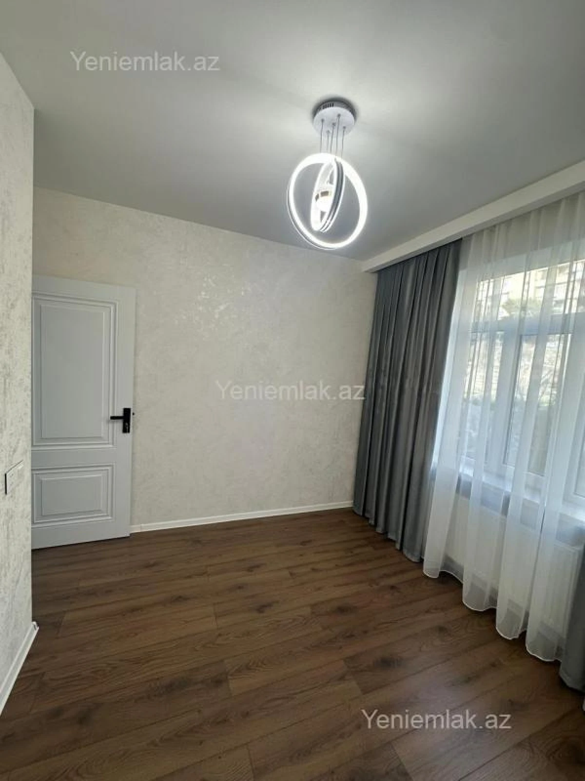 Satılır 3 otaqlı köhnə tikili 60 m²