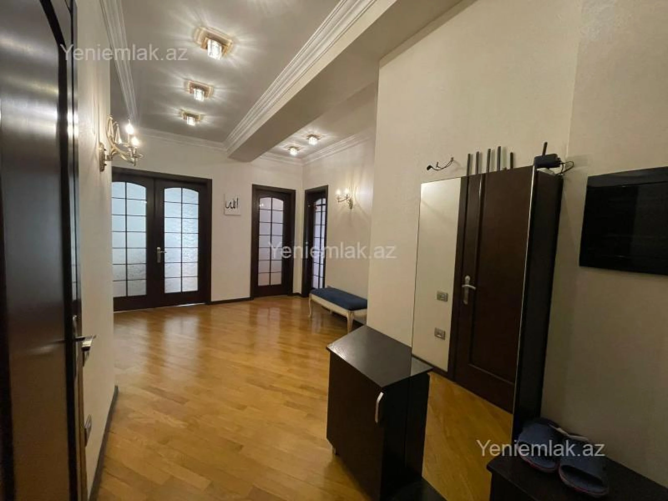 Satılır 3 otaqlı yeni tikili 126 m²