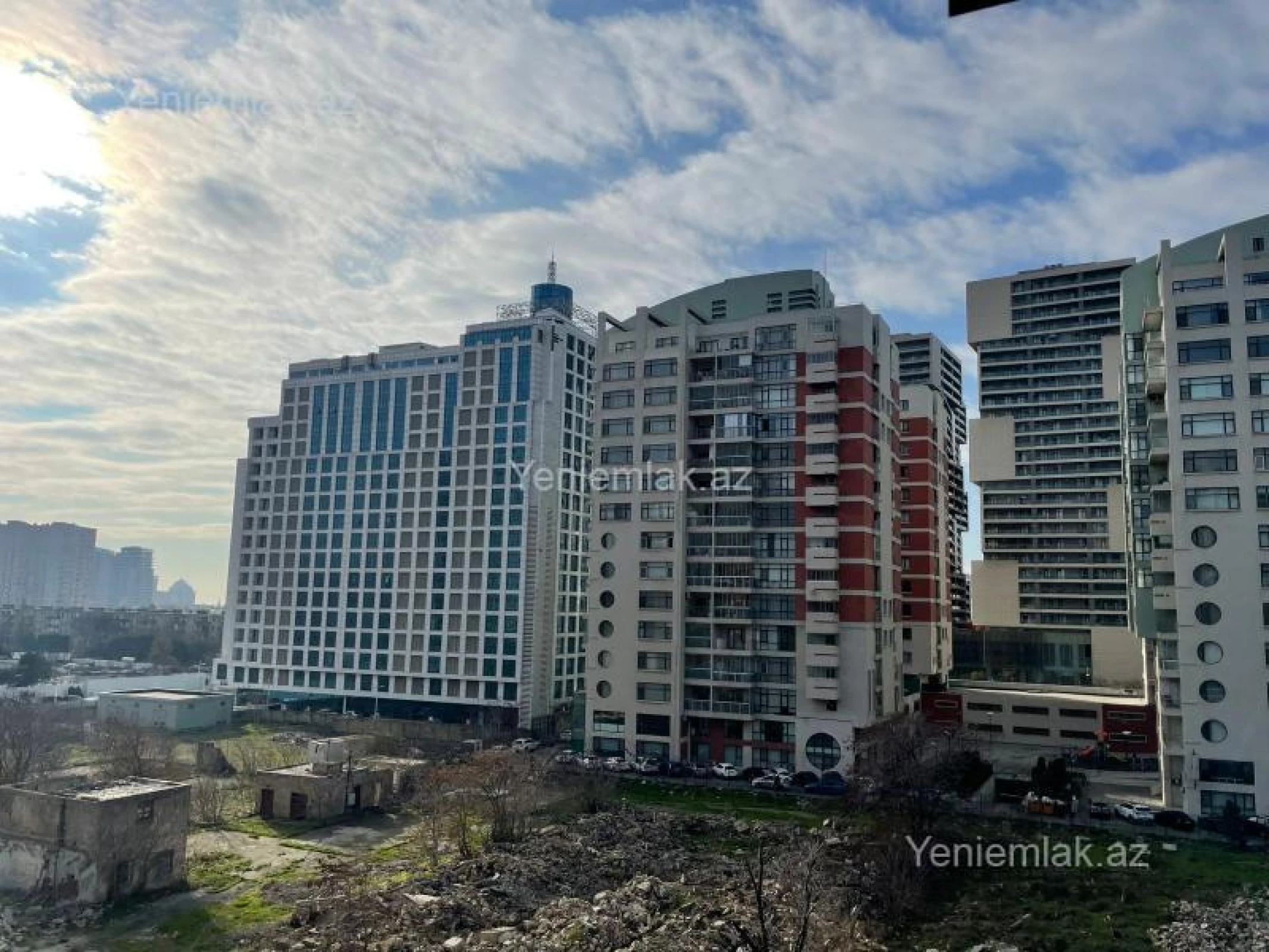 Satılır 3 otaqlı yeni tikili 126 m²