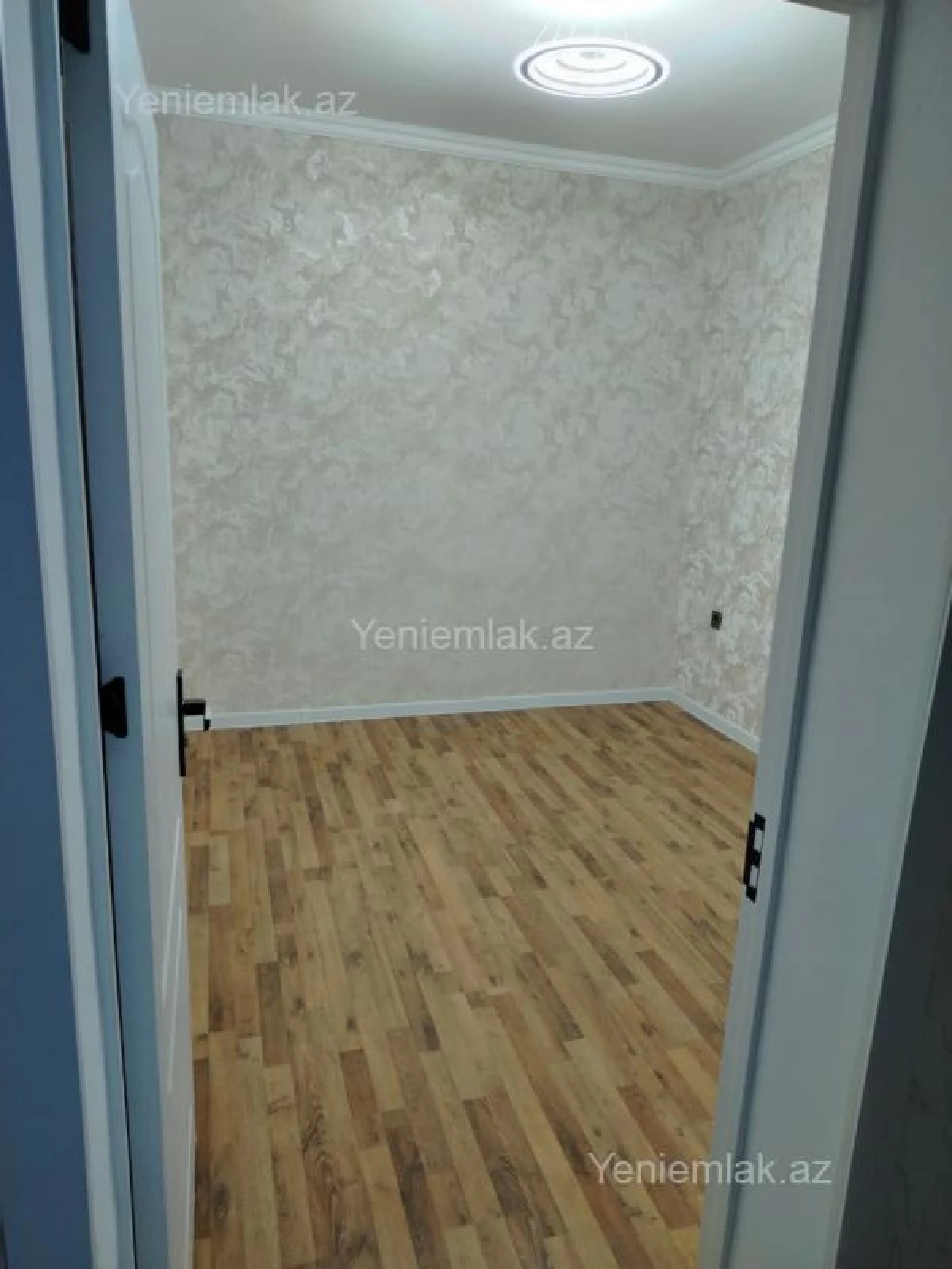 Satılır 3 otaqlı yeni tikili 70 m²