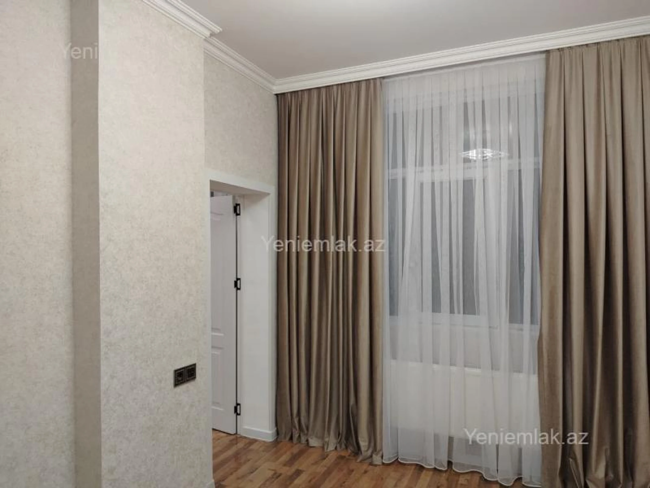 Satılır 3 otaqlı yeni tikili 70 m²