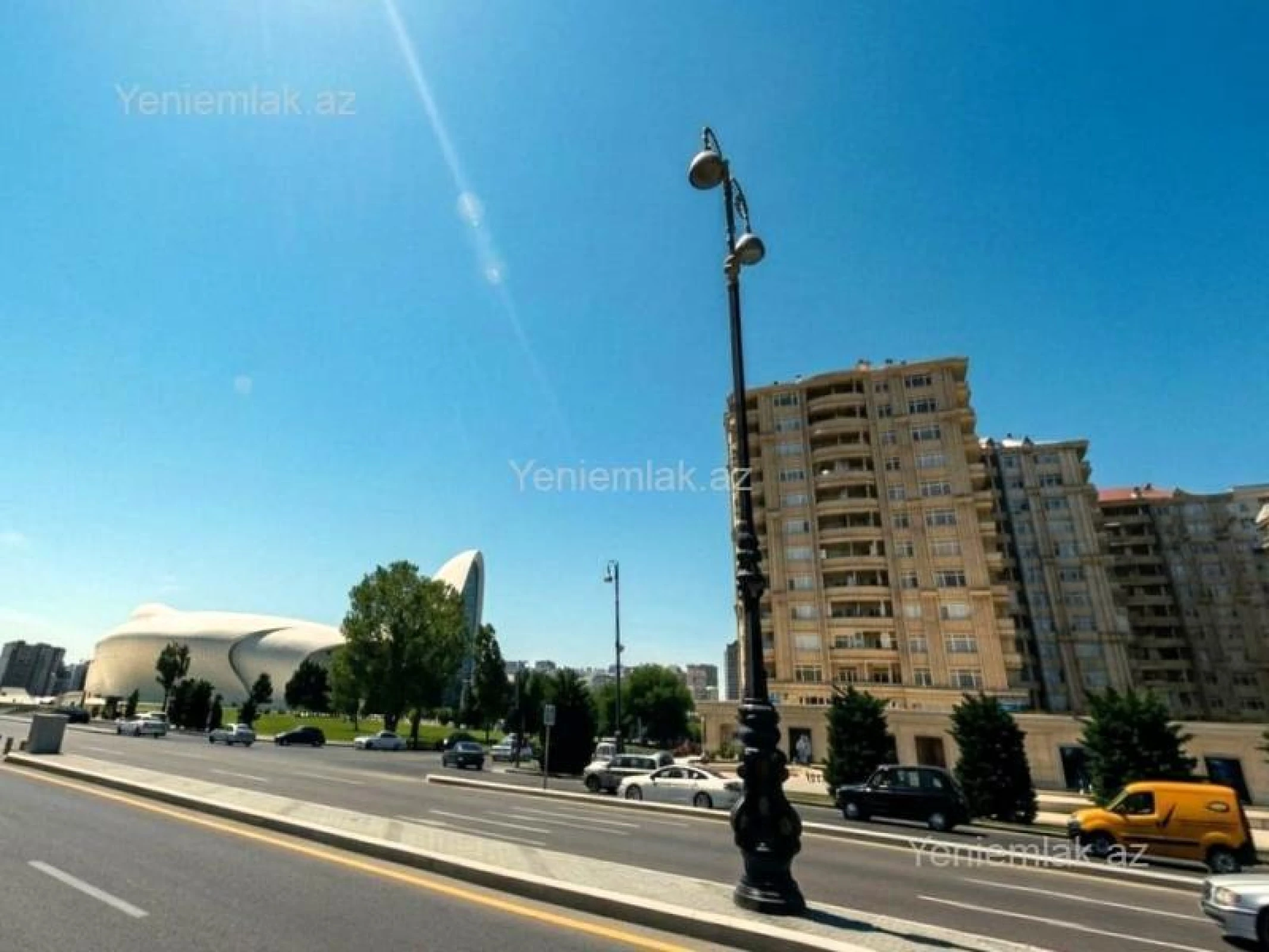 Satılır 3 otaqlı yeni tikili 120 m²