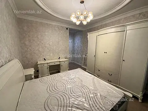 Satılır 3 otaqlı yeni tikili 120 m²