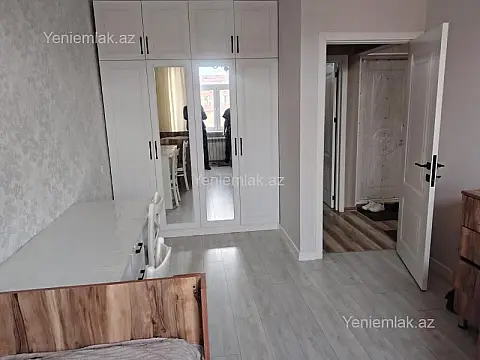 Satılır 2 otaqlı köhnə tikili 54 m²