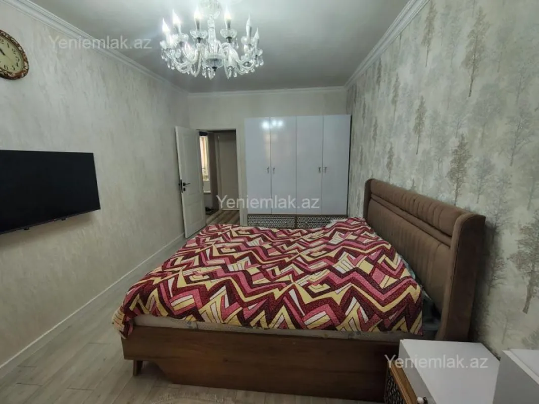 Satılır 2 otaqlı köhnə tikili 54 m²