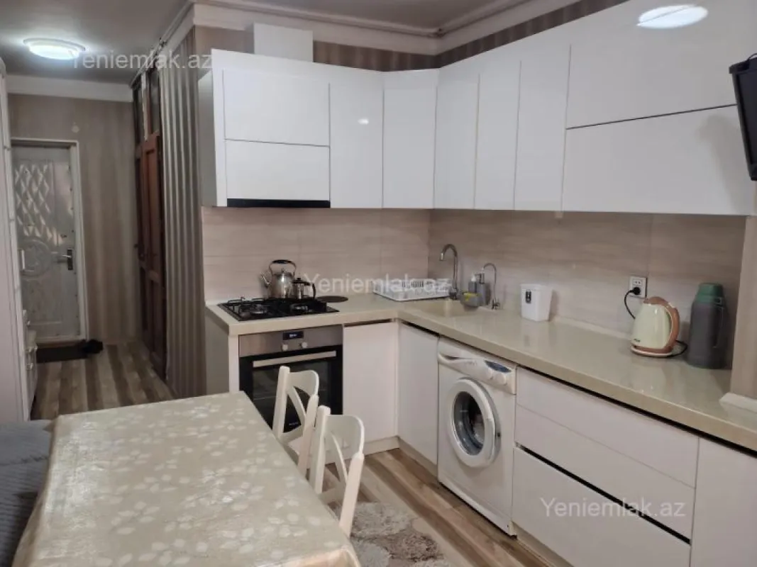 Satılır 2 otaqlı köhnə tikili 54 m²