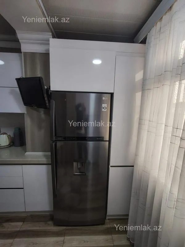 Satılır 2 otaqlı köhnə tikili 54 m²