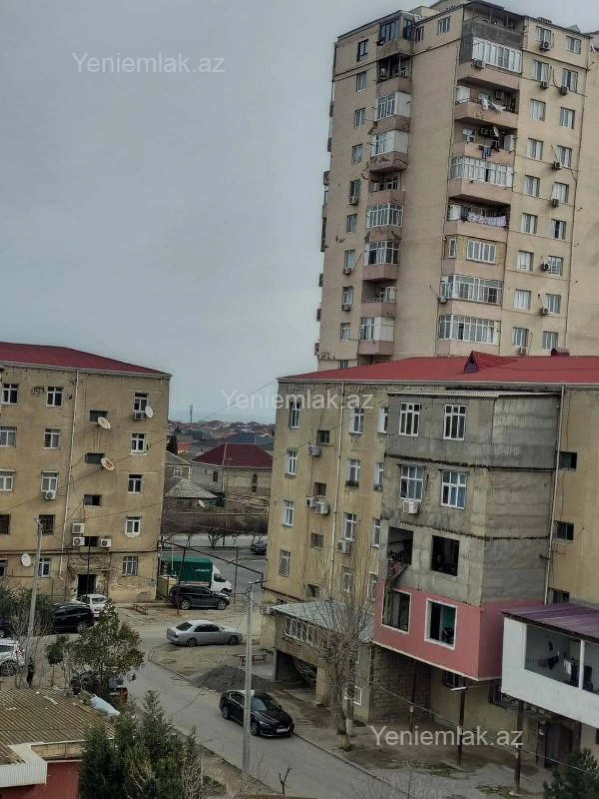 Satılır 2 otaqlı köhnə tikili 54 m²