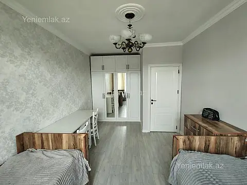 Satılır 2 otaqlı köhnə tikili 54 m²