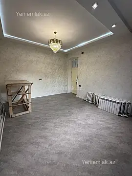 Satılır 2 otaqlı köhnə tikili 60 m²