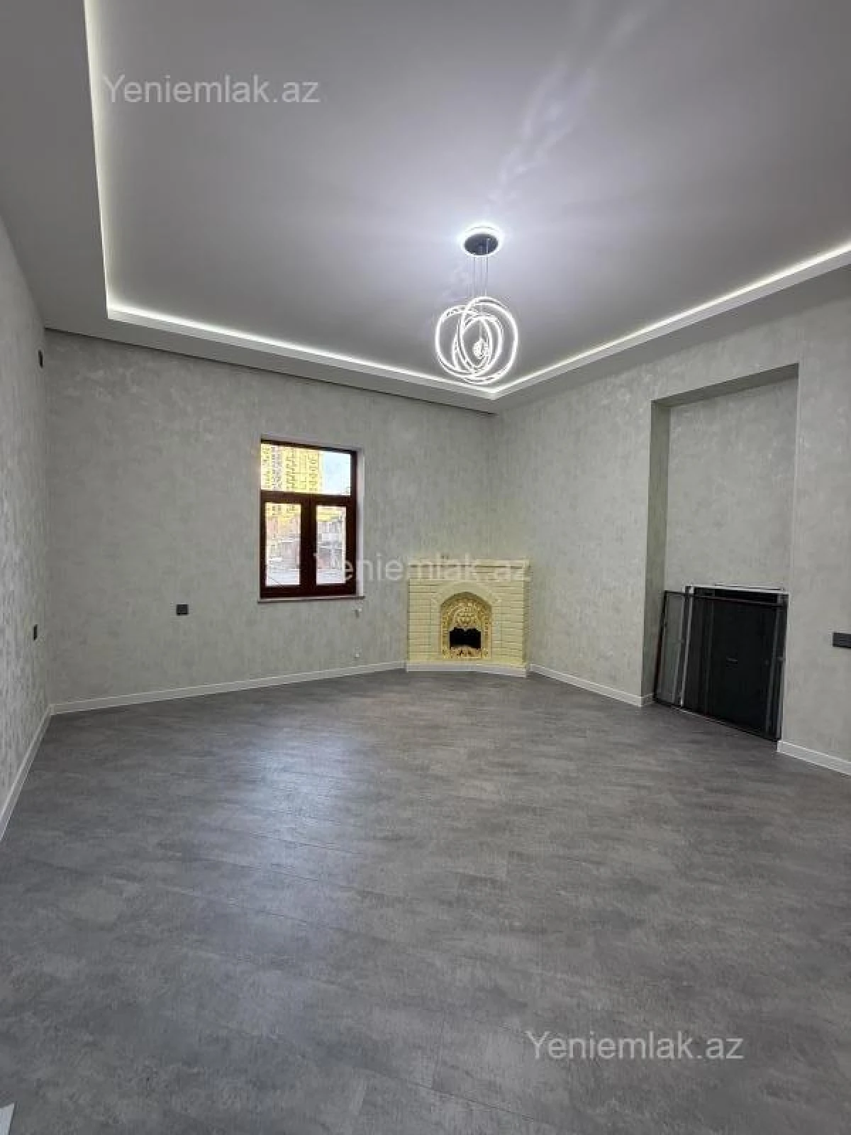 Satılır 2 otaqlı köhnə tikili 60 m²