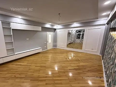 Satılır 3 otaqlı yeni tikili 115 m²